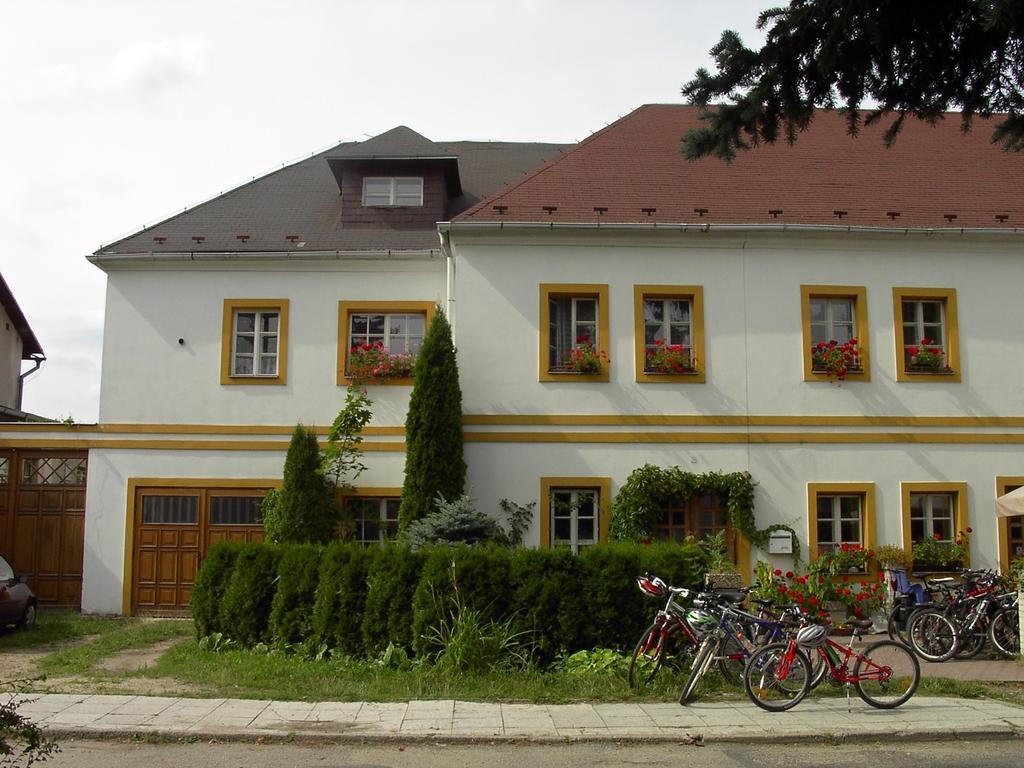 Pension A Restaurace Rudolec Hotel Cesky Rudolec Exterior photo